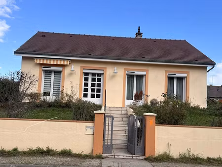 vente maison 4 pièces 98 m² à yzeure (03400)  144 500 €