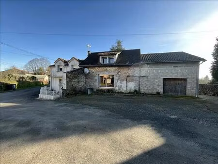 vente maison 5 pièces 150 m² saint-estèphe (24360)