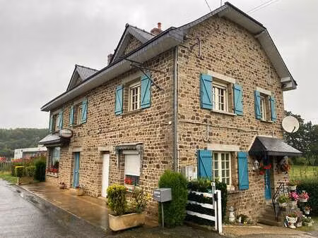 vente maison à saint-pierre-des-landes (53500) : à vendre / 152m² saint-pierre-des-landes