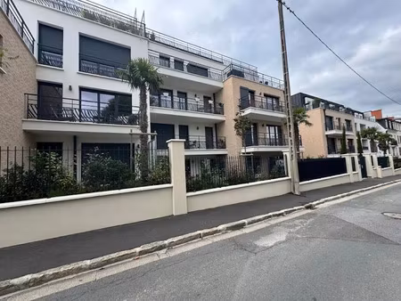 vente appartement 2 pièces 44 m² à noisy-le-grand (93160)  290 000 €