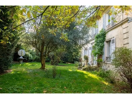 maison 5 pièces - 270 m²