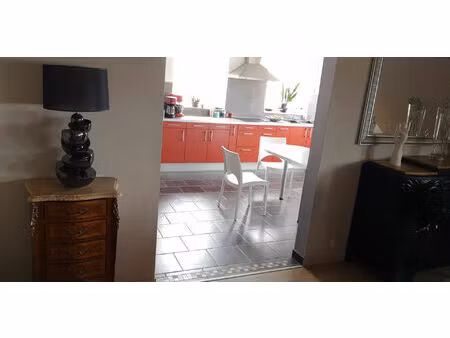 appartement de 185 m² 3 chambres cave stationnement à vendre à roncourt