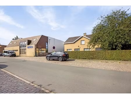 commercieel te koop in avekapelle