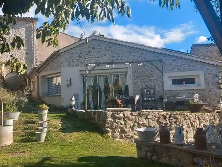 maison en pierres alpes de haute provence
