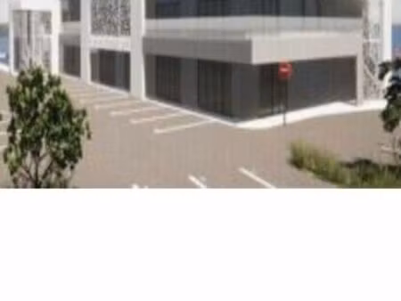 local 112 m² matoury