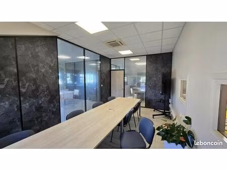 bureaux 130 m²