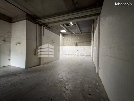 local d'activité 238 m²