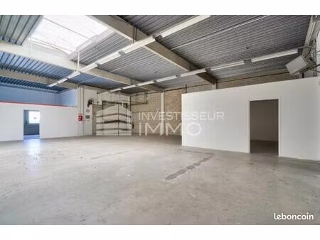 local d'activité 385 m²