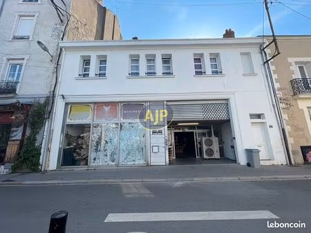 entrepôt 550 m² nantes