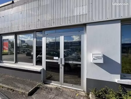 local commercial 70 m²