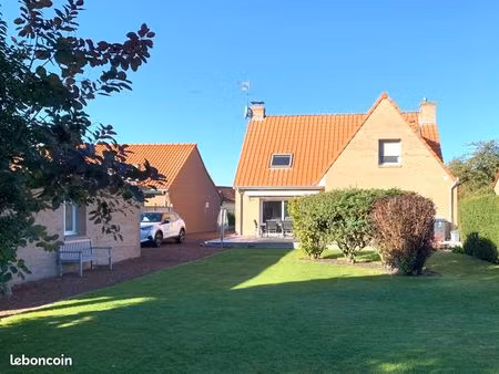 pavillon 5 pièces 160 m²