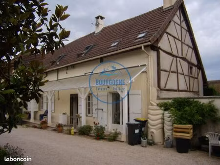 maison 6 pièces 137 m²