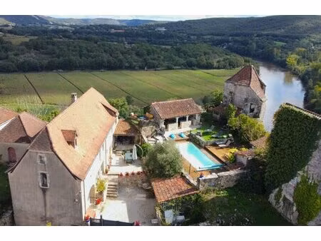 demeure de ville et village