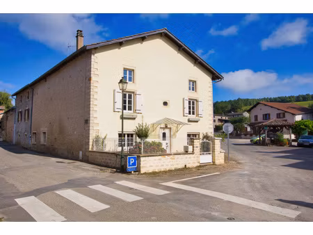 belle maison de village