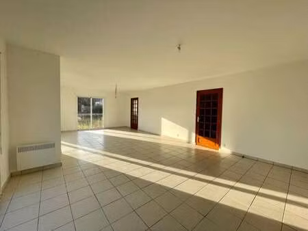 vente maison à saint-pierre-quiberon (56510) : à vendre / 104m² saint-pierre-quiberon