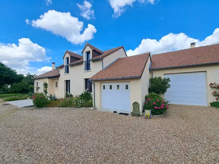 villa avec piscine couverte - secteur résidentiel est