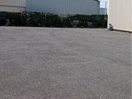 loue terrain commercial 8000 m2
