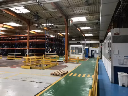 à louer – site industriel de production et de stockage de 13 120 m² proche d’amiens à more