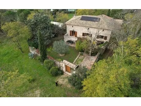 maison issirac 290 m² t-9 à vendre  749 000 €