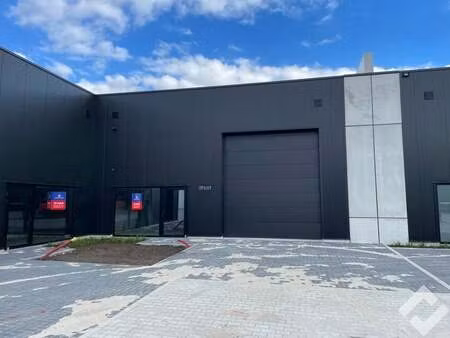 bien professionnel à louer à overpelt € 2.200 (kx5ct) | zimmo