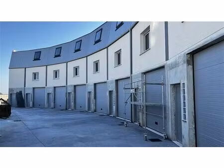 vente local d'activités fontenay tresigny 625 m²