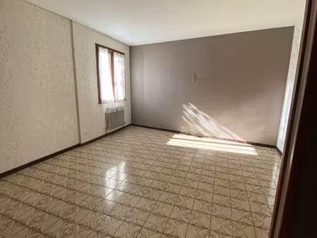 maison centre village