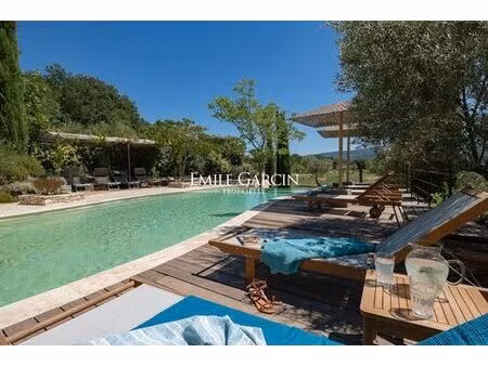 maison de luxe de 11 pièces en location à goult  provence-alpes-côte d'azur
