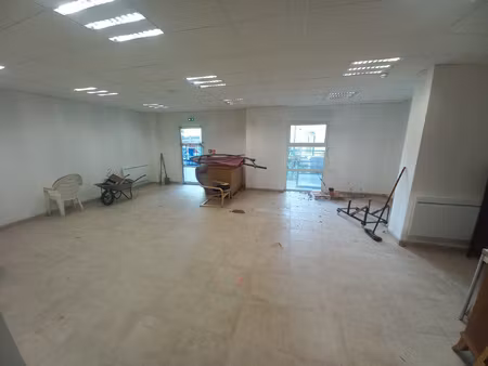 cph immobilier vous propose un local a boussy-saint-antoine