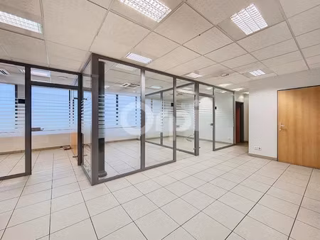vente locaux professionnels 224 m² à neufchâteau (88300)  97 000 €