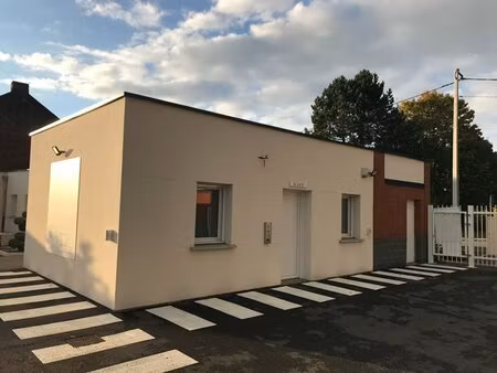 à louer local commercial 30 m² – 585 € |flers-en-escrebieux