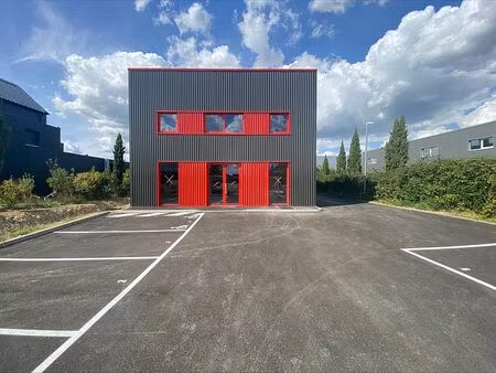 location local d'activités avrainville 400 m²