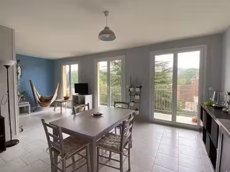 appartement gravigny 3 pièce(s) 74 m2