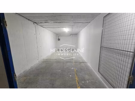 a louer : precey - box de stockage - 50 m² environ