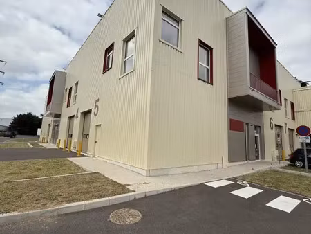 local industriel/entrepôt