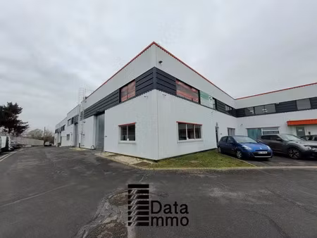 local industriel/entrepôt