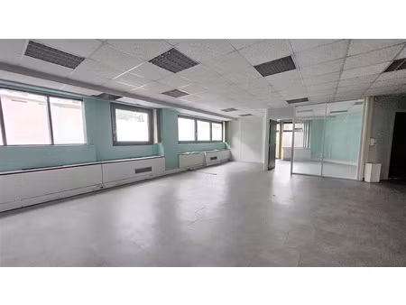 location locaux professionnels 177 m² à la garenne-colombes (92250)  4 402 €