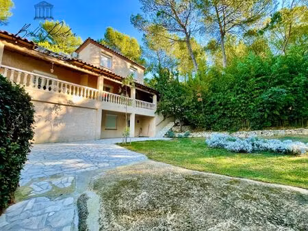 vente maison 8 pièces 250 m² montferrier-sur-lez (34980)