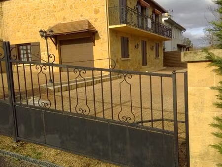 maison en pierre de 125 m² à la douze