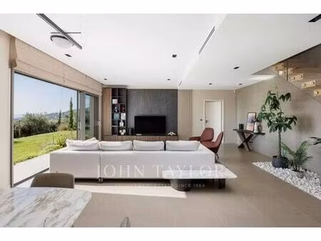 maison de 5 pièces de luxe en location à tourrettes-sur-loup  provence-alpes-côte d'azur