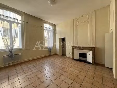 prestigieux bureau de 139 m2 en location - aix-en-provence  france
