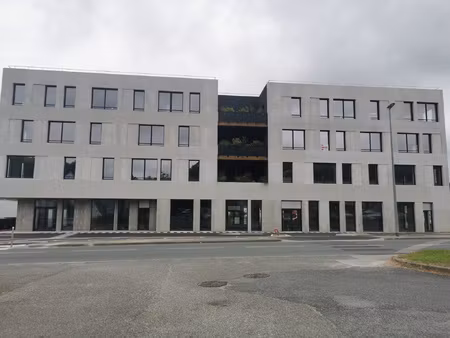 local commercial avec vitrines 287 m2 - neuf - zone d'activi