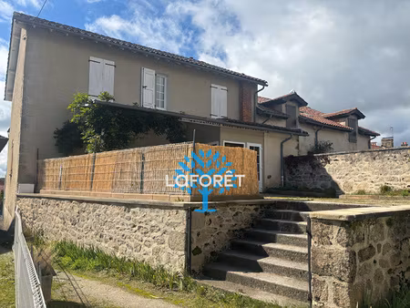 maison de bourg (168m2) + dependance (200 m2)