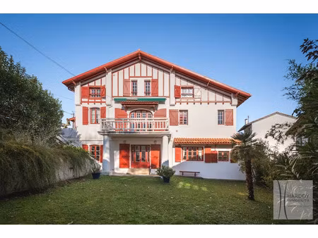 vente maison 7 pièces 160 m² à saint-jean-de-luz (64500)  1 470 000 €