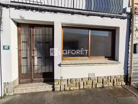 location locaux professionnels 2 pièces 45.7 m² à hesdin (62140)  160 €