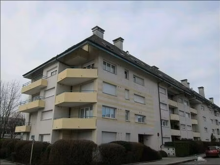 location garage à annecy (74000)