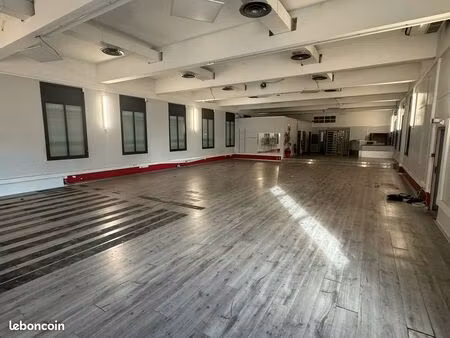 vente/location - local professionnel 330 m² - millau