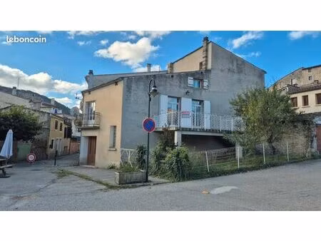 maison de village 112 m