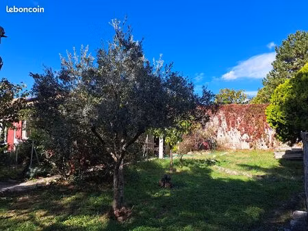 terrain 1219 m² lagnes