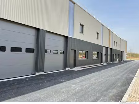 local d'activité en direct propriétaire - pas de frais d'agence