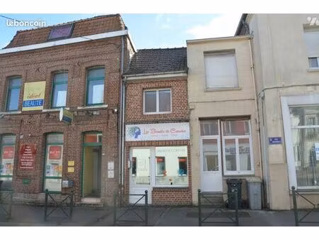 local d'activités pernes